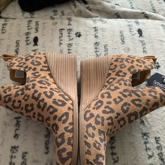 Tom’s kallie Ortholite comfort foam ankle boots Leopard print suede size 7.5 NEW - Picture 15 of 16